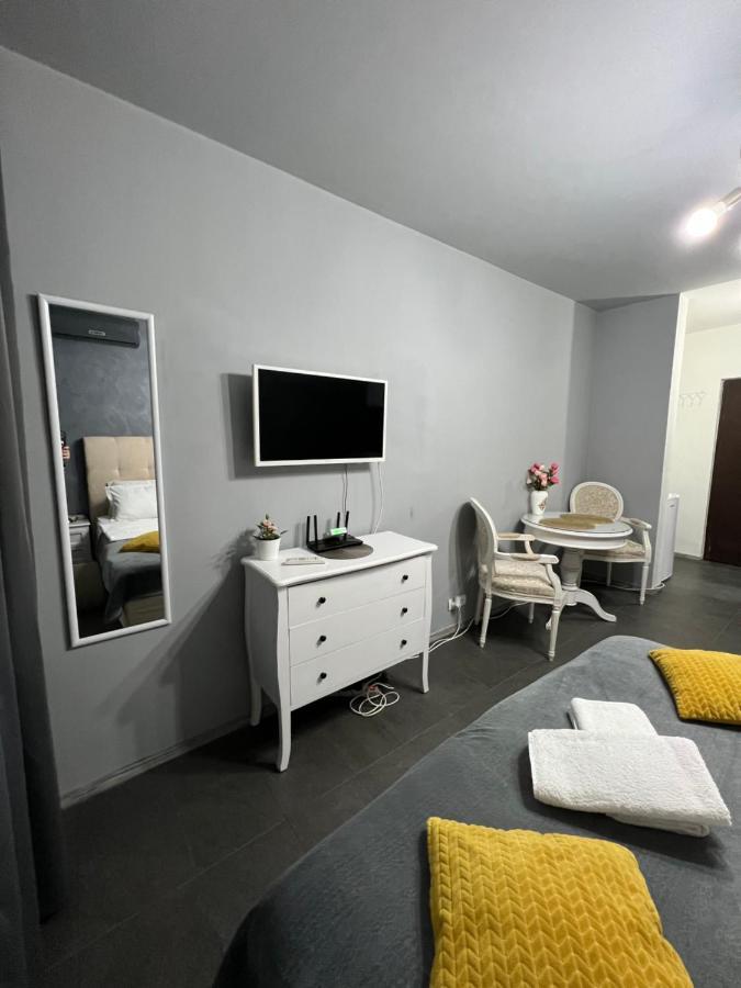 Ferienwohnung Kenzia Prive Bukarest Exterior foto