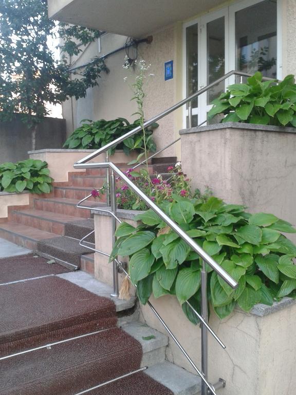 Ferienwohnung Kenzia Prive Bukarest Zimmer foto